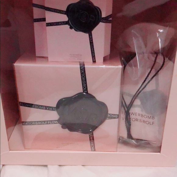 Meet your Posher, Janeth - Picture 1 of 1